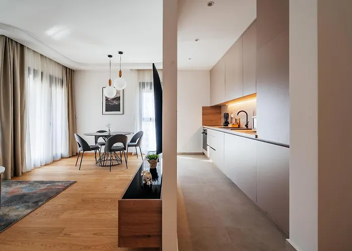 28 - Premium Podgorica