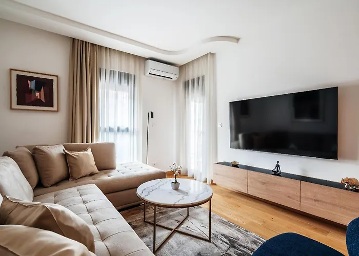 28 - Premium * Podgorica