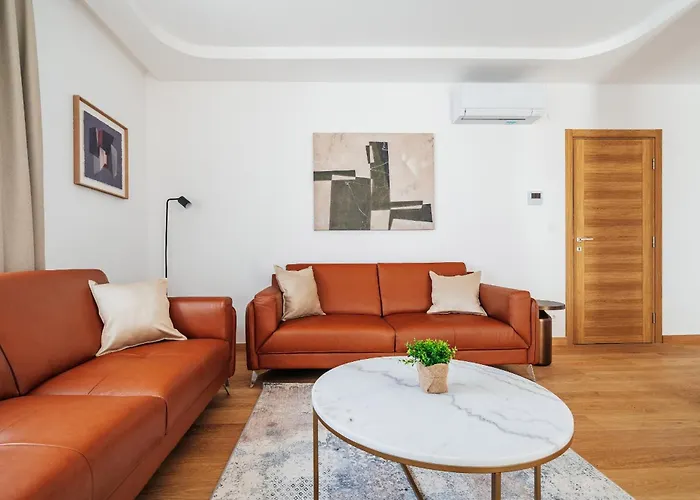 28 - Premium Podgorica