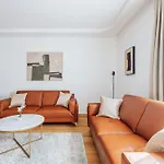 28 - Premium بودغوريتْسا