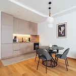 28 - Premium شقة *