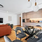 28 - Premium * بودغوريتْسا