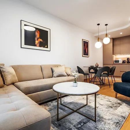 28 - Premium Apartment *