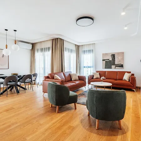 28 - Premium Apartment *