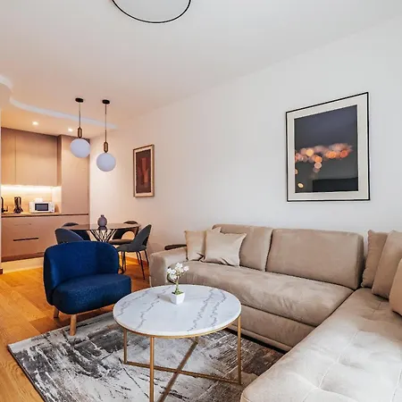 28 - Premium Apartment *