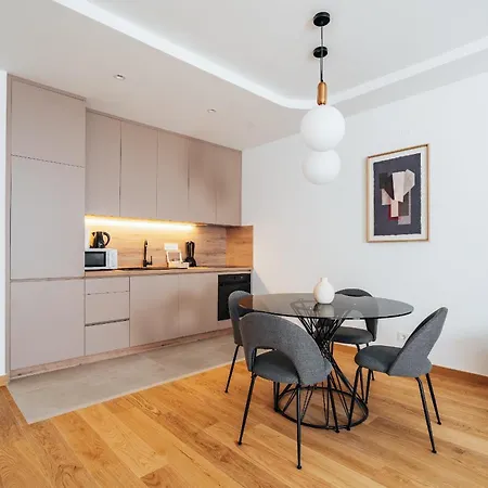28 - Premium شقة *