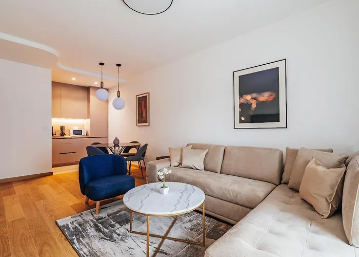 28 - Premium Apartment *