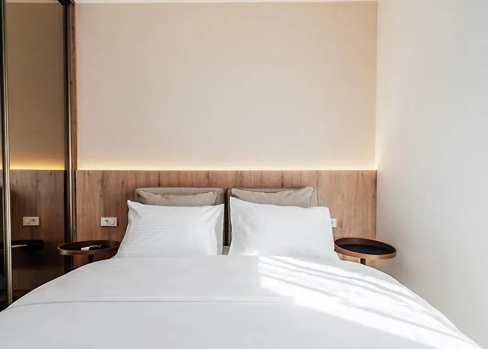 28 - Premium Podgorica